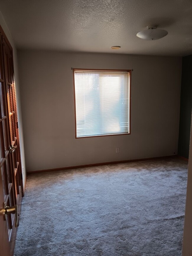 Building Photo - 3 Bed House is Elgin