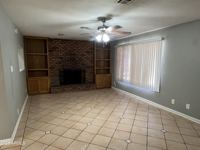 Building Photo - 17825 N 27th Dr