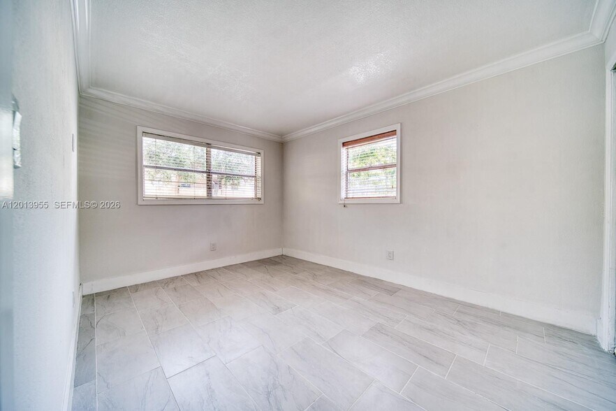 Building Photo - 7101 SW 89th Ct