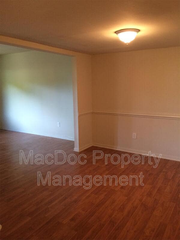 Building Photo - 1101 Forbes St