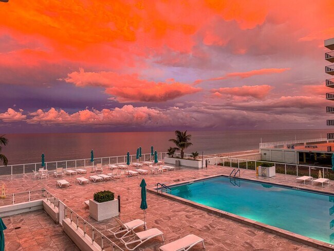 Building Photo - 3450 S Ocean Blvd