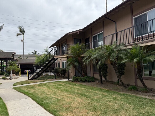 Building Photo - Kona Kai Community 2 Bedroom 1/5 Bath Corn...