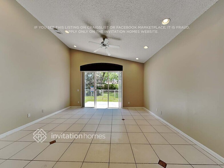 Building Photo - 7610 NW 20th Dr