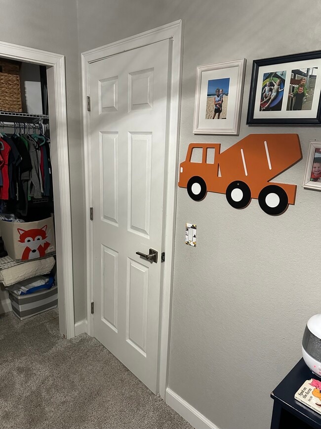 Building Photo - 11916 Barrett St