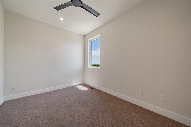Building Photo - Luxurious New Townhome in South Sloan’s Lake