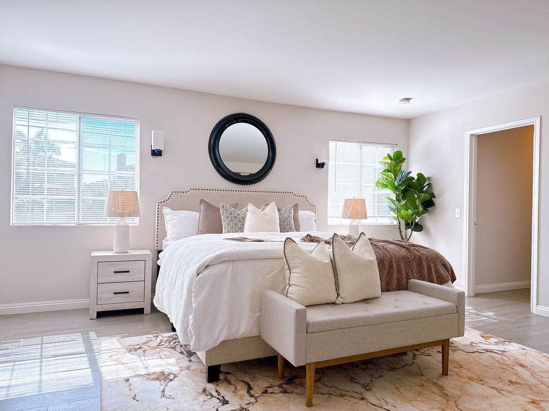 Building Photo - 2830 Winthrop Ave