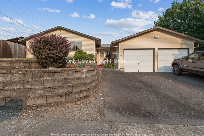 Building Photo - 22-24 SE 133rd Avenue