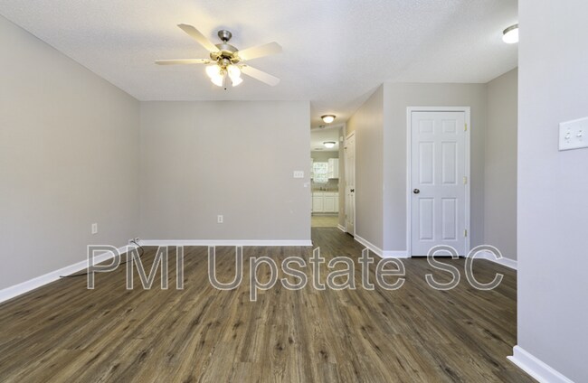 Building Photo - 515 S Brown Beaver Ct