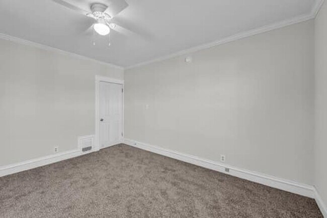 Building Photo - 3940 Delmar Ave