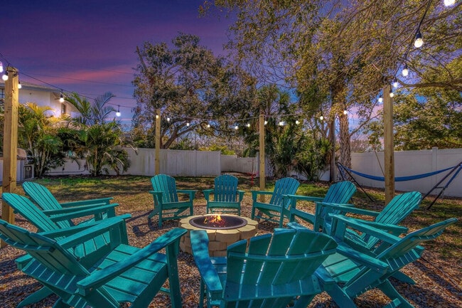 Building Photo - 1679 Tampa Rd