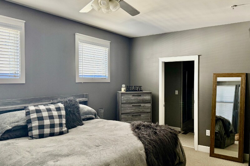 Building Photo - 677 N Alexander St