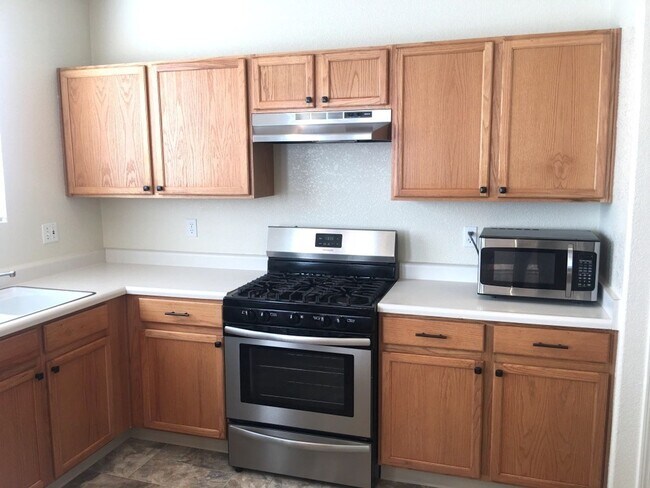 Building Photo - East Sparks House - 3 Bedroom + Loft Two S...