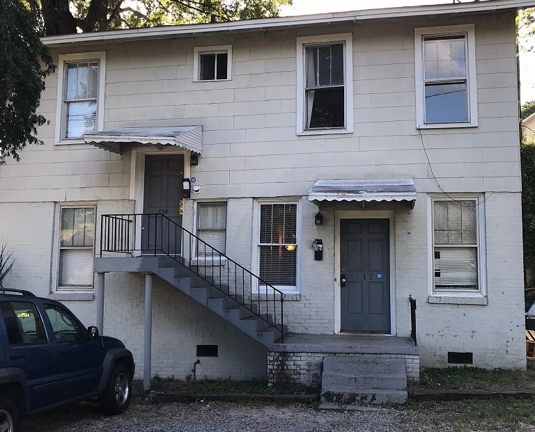 Building Photo - 717 Laurens Street