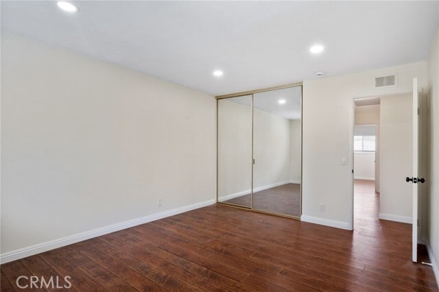 Building Photo - 1443 W Pheasant Ct