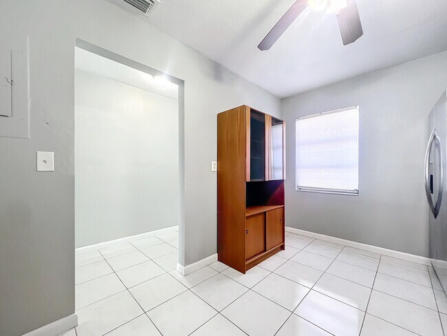Building Photo - 5775 Fernley Dr W