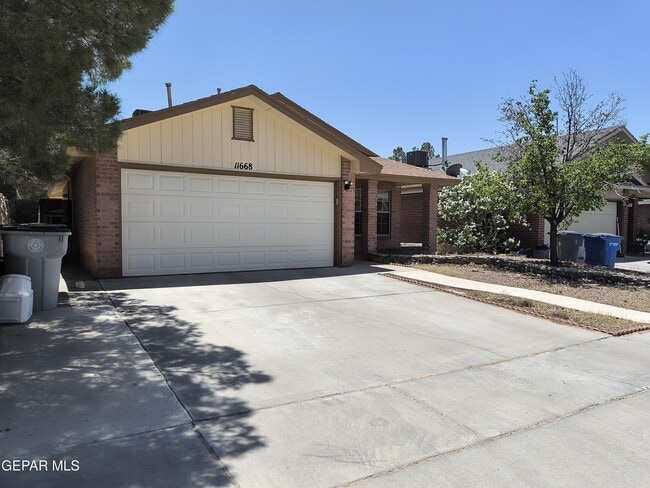 Building Photo - 11668 Carlos Moran Ct