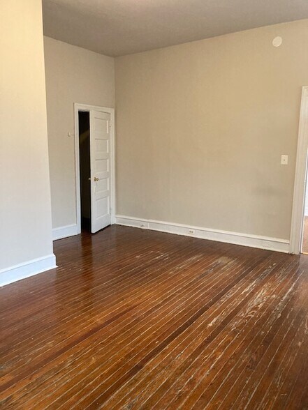 Building Photo - 4039 Spruce St