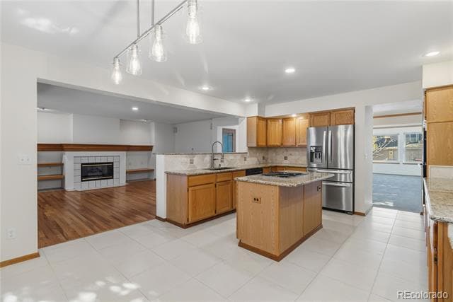 Building Photo - 5123 Red Oak Way