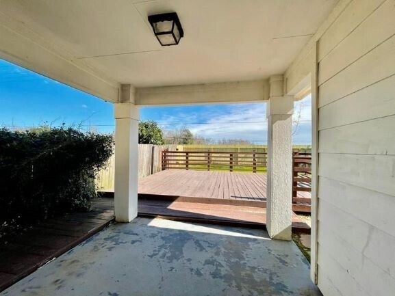 Building Photo - 14003 Prosperity Ridge Dr