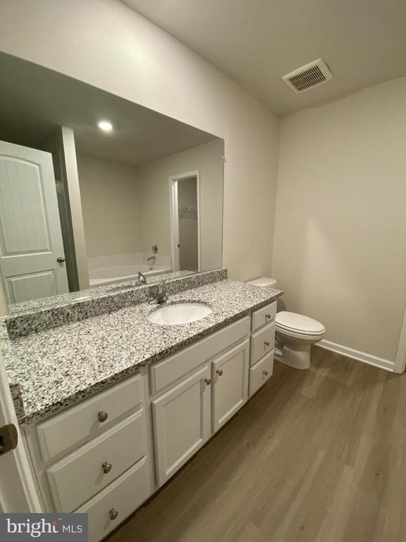 Building Photo - 25 Cranston Ct