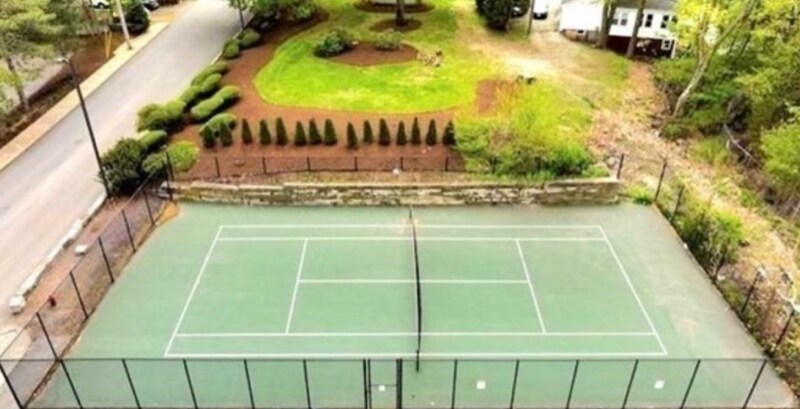 Building Photo - 100 Cove Way