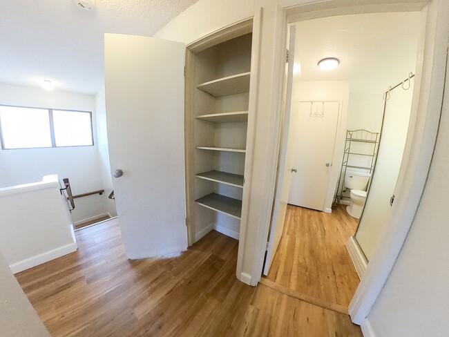 Building Photo - Aiea - 3 bedroom/2.5 bathroom townhouse wi...