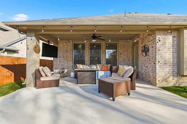 Building Photo - 1125 Cardinal Dr