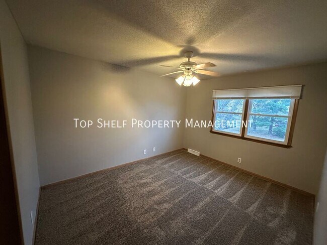 Building Photo - 6401 Lincoln Ave