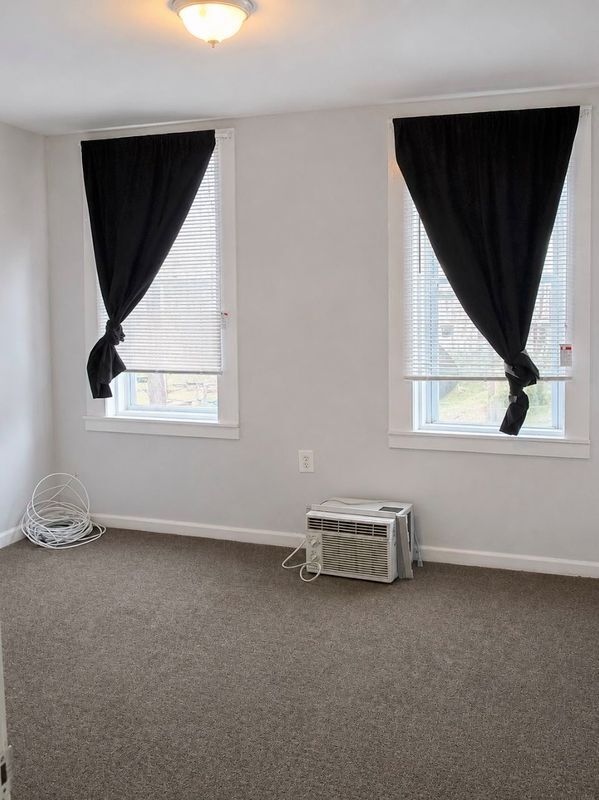 Building Photo - 2823 Maisel St