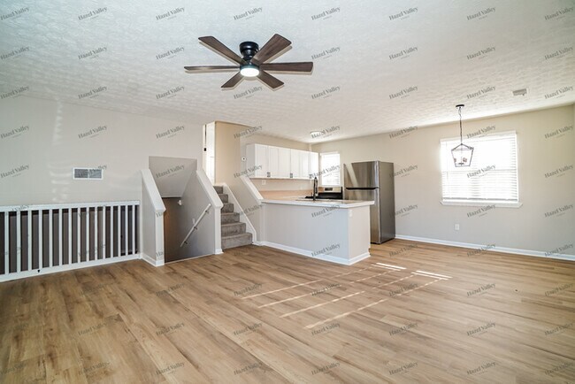 Building Photo - 2909 Gentry Ln