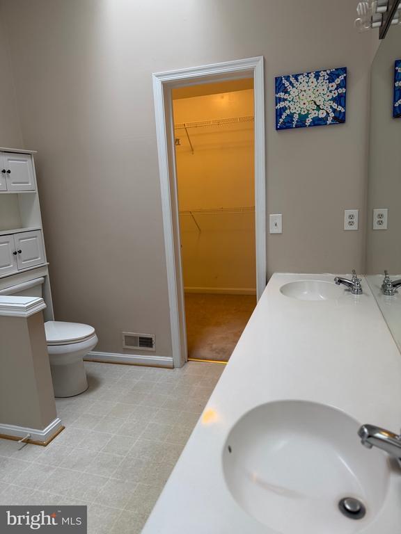 Building Photo - 16820 Jed Forest Ln