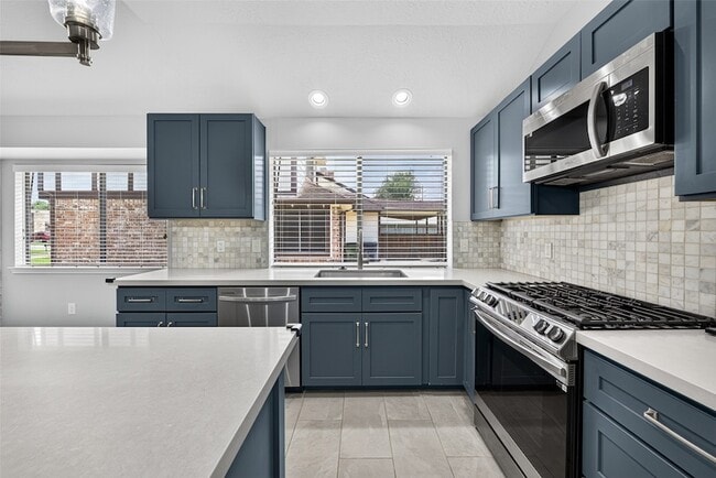 Building Photo - 758 Rolling Mill Dr