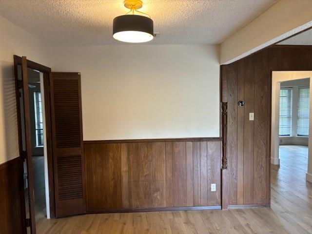 Building Photo - 3200 Sapphire St