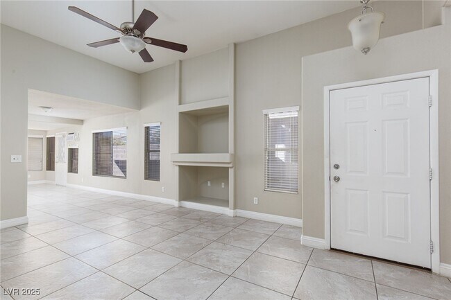 Building Photo - 8057 Broken Spur Ln