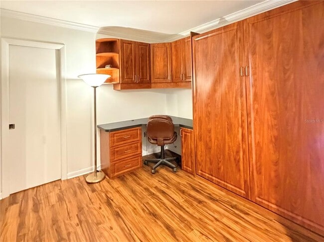 Building Photo - 5020 Bayshore Blvd