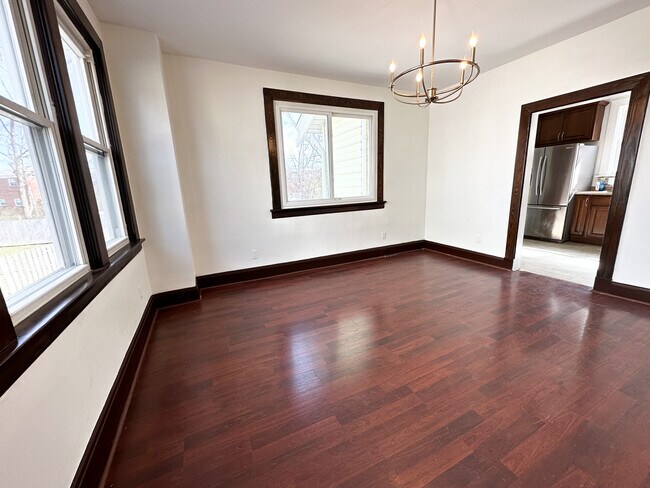 Building Photo - 6106 Kennedy Ave
