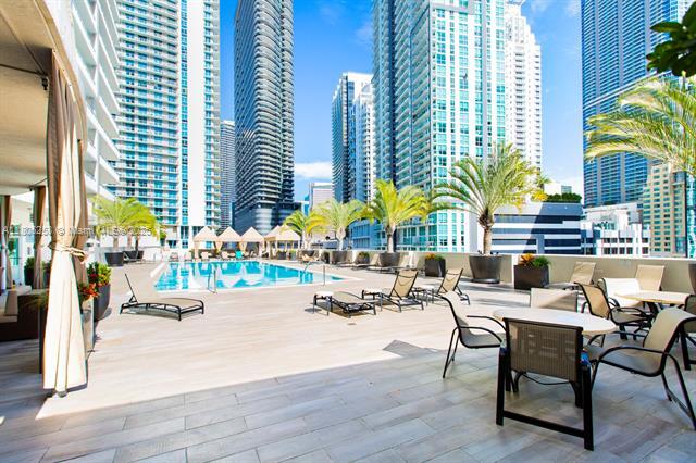 Building Photo - 1250 S Miami Ave