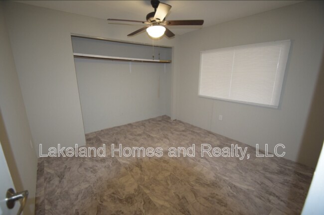 Building Photo - 3134 Skyview Dr