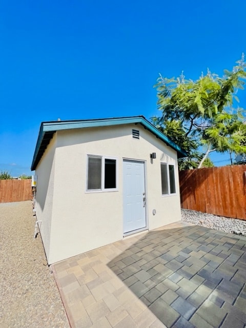 Building Photo - 1222 Holly St