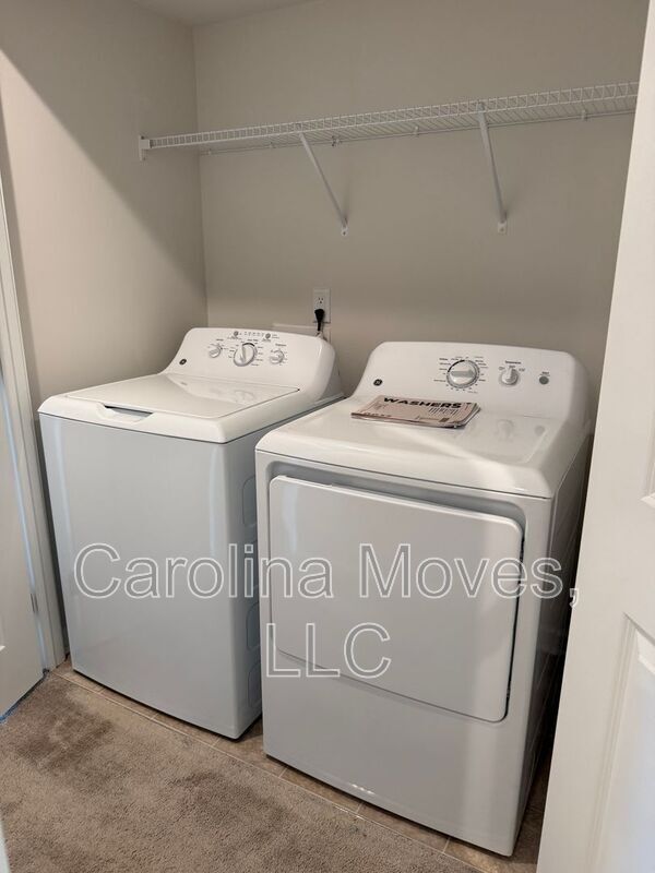 Building Photo - 126A Fernside Ct