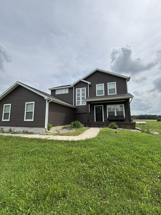 Primary Photo - 4535 Harper Rd