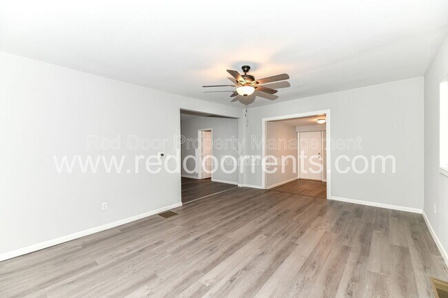 Building Photo - 3207 N Arsenal Ave