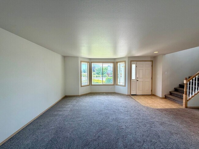 Building Photo - 4003 Messara Ln