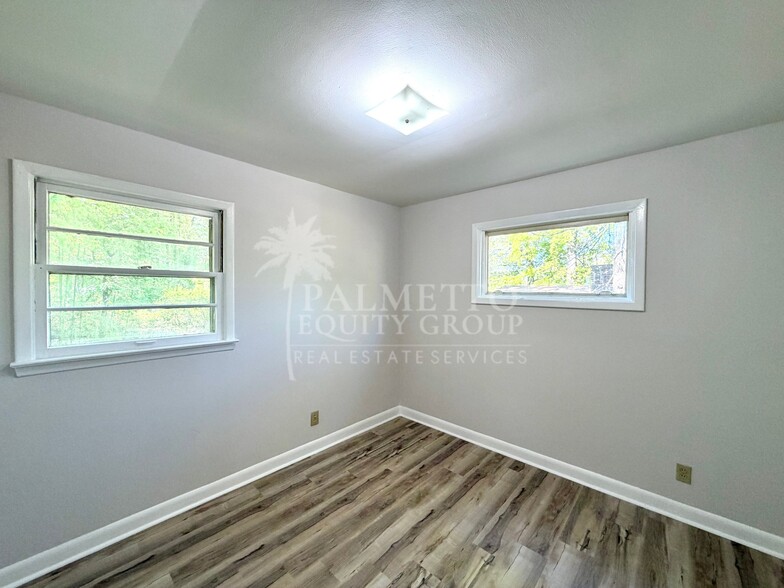 Building Photo - 4224 Kildare Dr