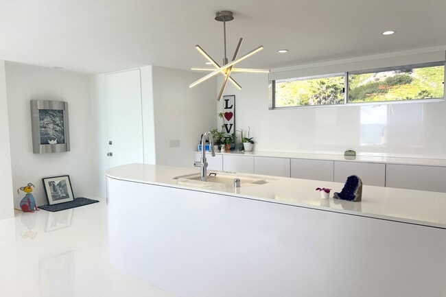 Building Photo - 22548 CA-1