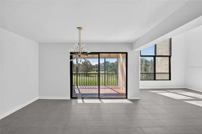 Building Photo - 13618 Greenfield Dr