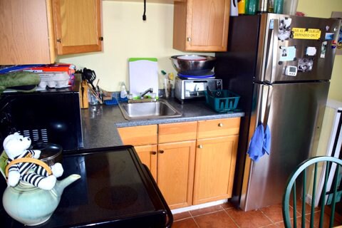 Building Photo - 88 Saco Ave