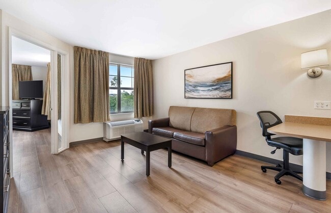 Building Photo - Furnished Studio-Fort Lauderdale - Cypress Creek - NW 6th Way