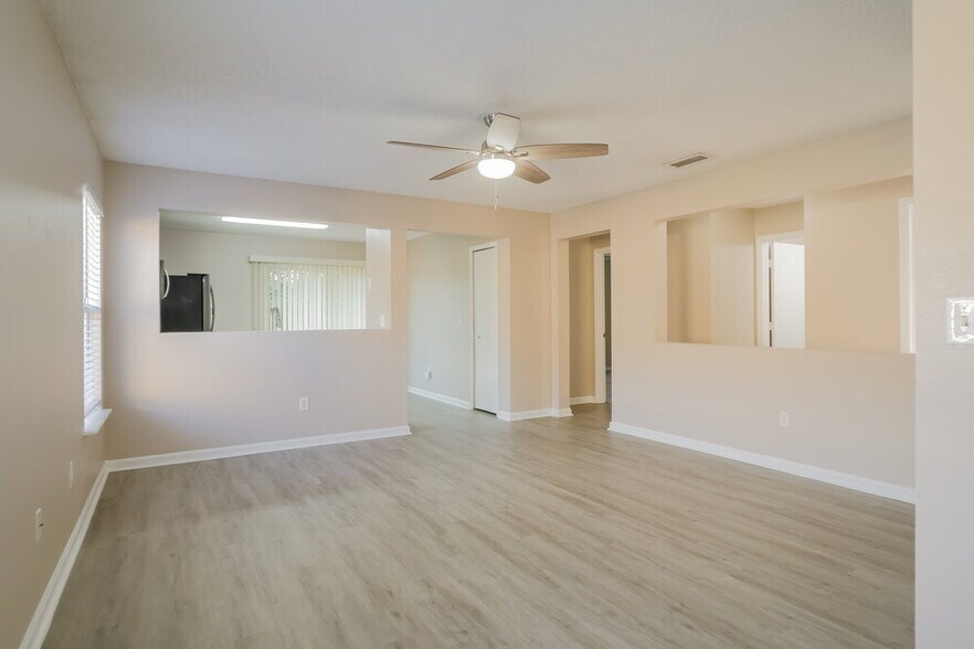 Building Photo - 708 Wynfield Cir