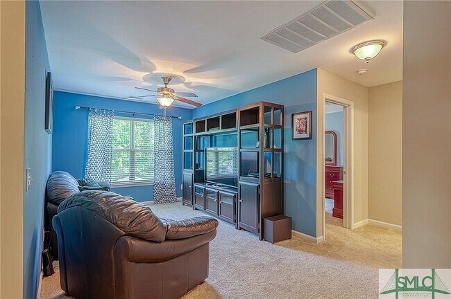 Building Photo - Spacious Home on a Corner Lot in Heritage New Riverside!